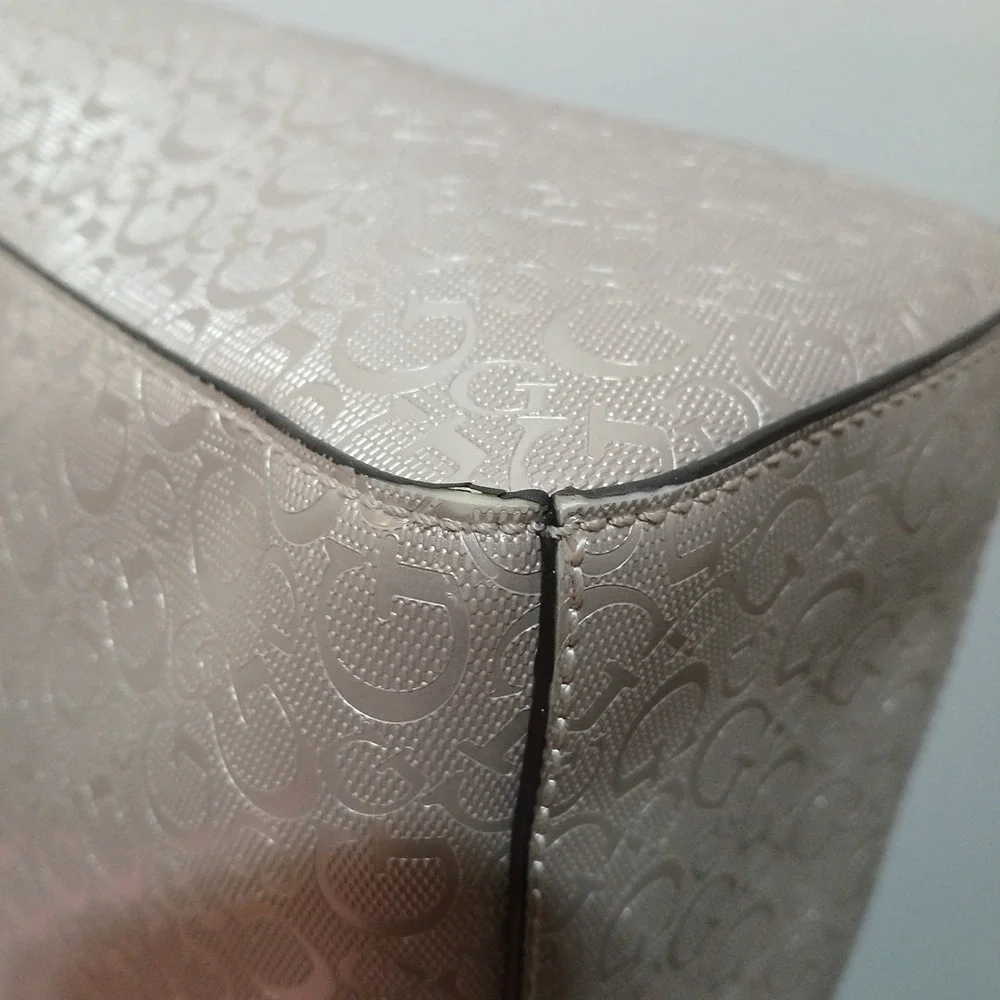 GUESS Quincey Lilac Large Tote No Call Out Original Baddie Bad 